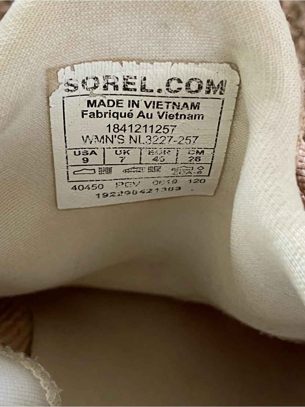 Sorel Kinetic Lace Sneakers Women’s Size 9 Blush Pink Knit Casual Comfort Shoes